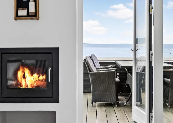 Holiday home Stunning In With Wifi Hadsund